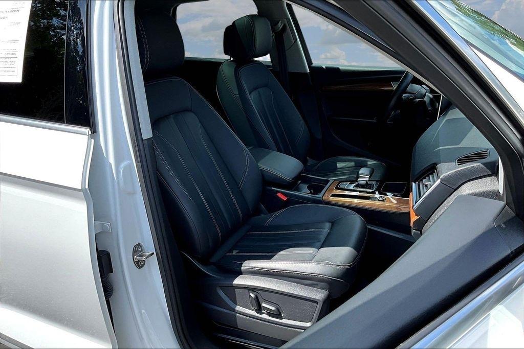 Audi Q5 2.0T Premium quattro 2023