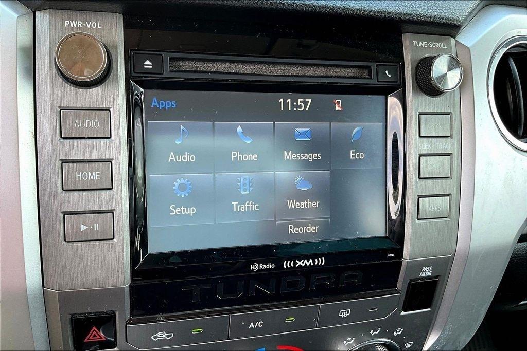 Toyota Tundra SR5 5.7L V8 FFV CrewMax 4WD 2018