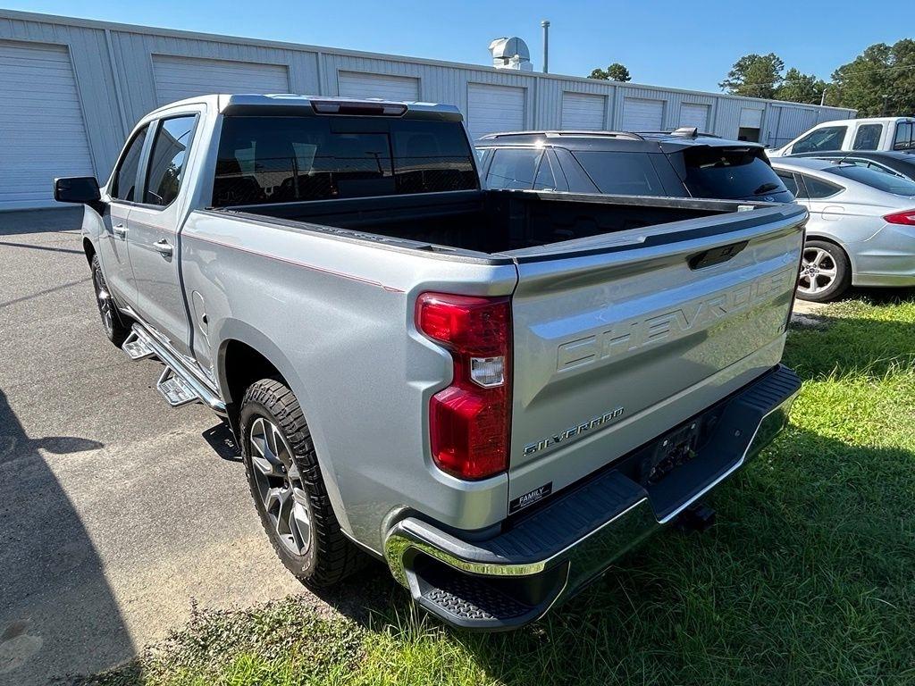 Chevrolet Silverado 1500 LT Crew Cab 4WD 2021