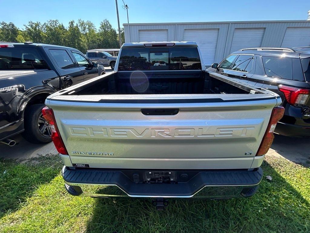 Chevrolet Silverado 1500 LT Crew Cab 4WD 2021