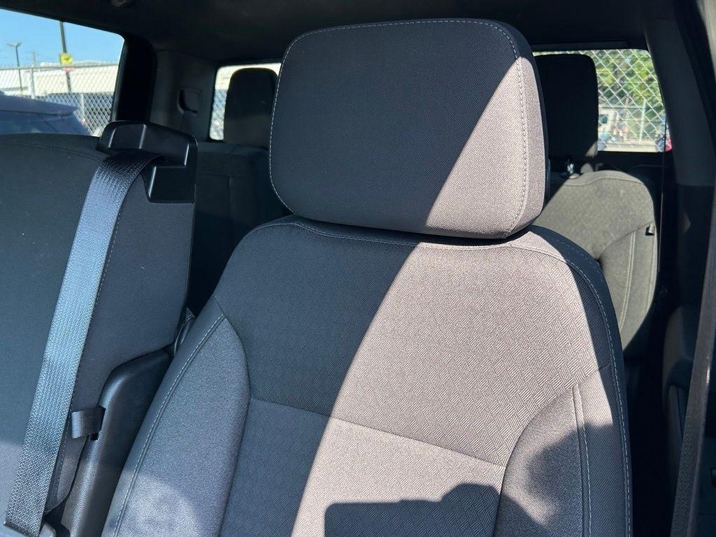 Chevrolet Silverado 1500 LT Crew Cab 4WD 2021