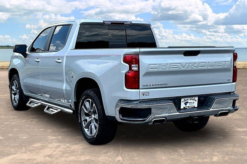 Chevrolet Silverado 1500 LT Crew Cab 4WD 2021