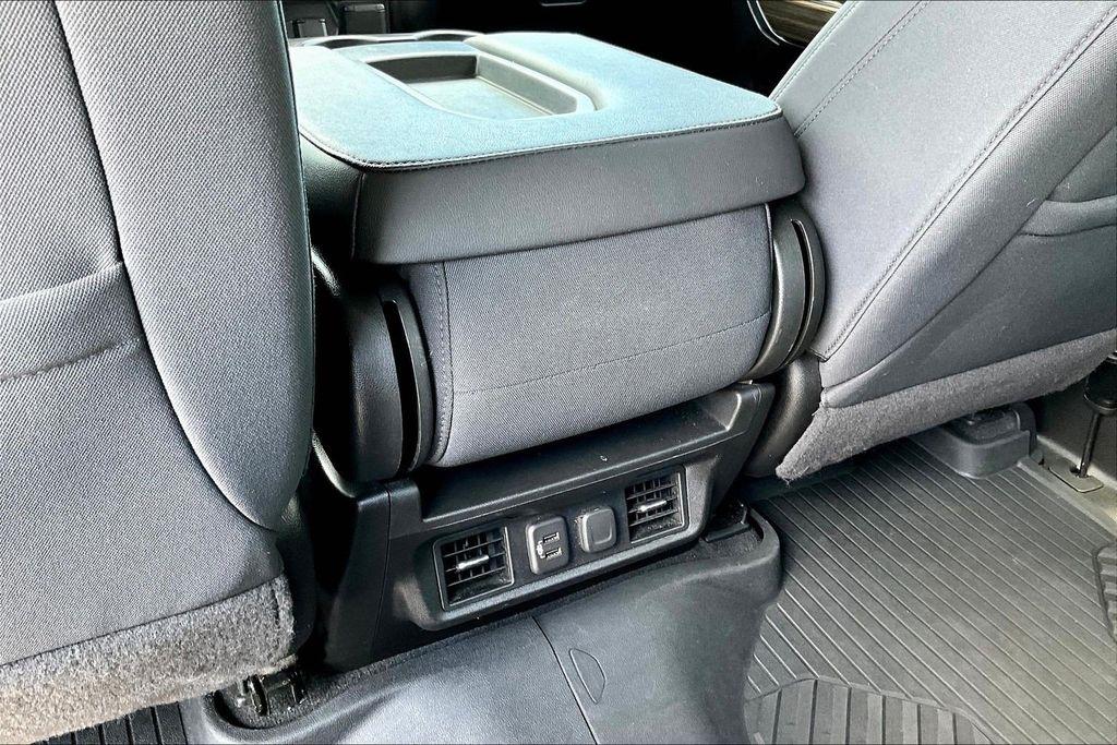Chevrolet Silverado 1500 LT Crew Cab 4WD 2021