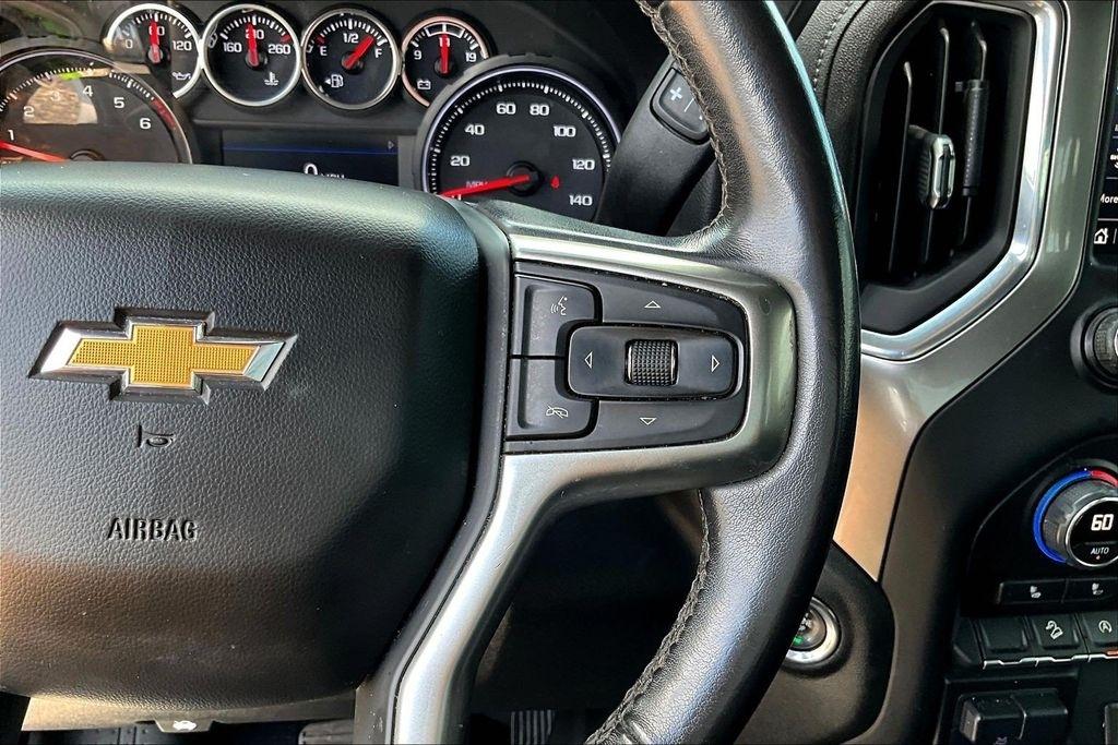 Chevrolet Silverado 1500 LT Crew Cab 4WD 2021