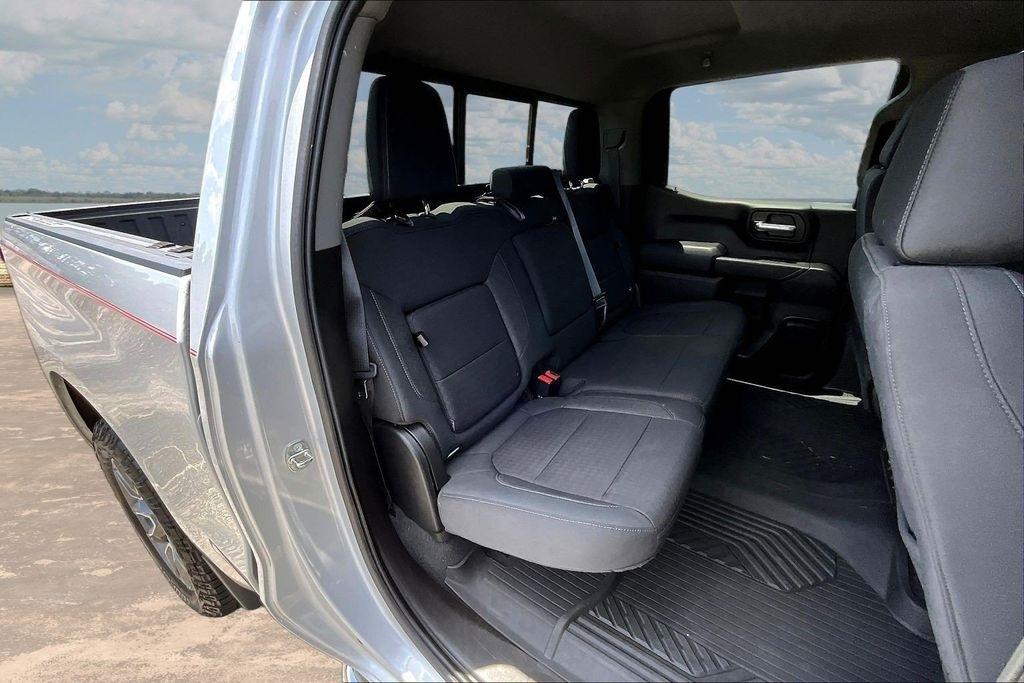 Chevrolet Silverado 1500 LT Crew Cab 4WD 2021