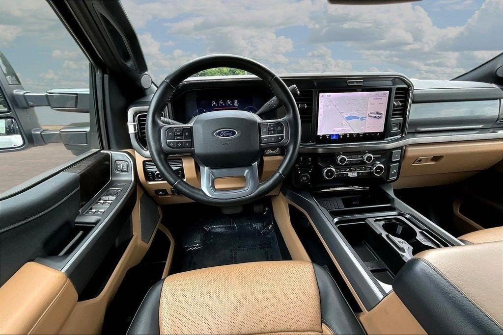 Ford F-250 SD King Ranch Crew Cab 4WD 2026