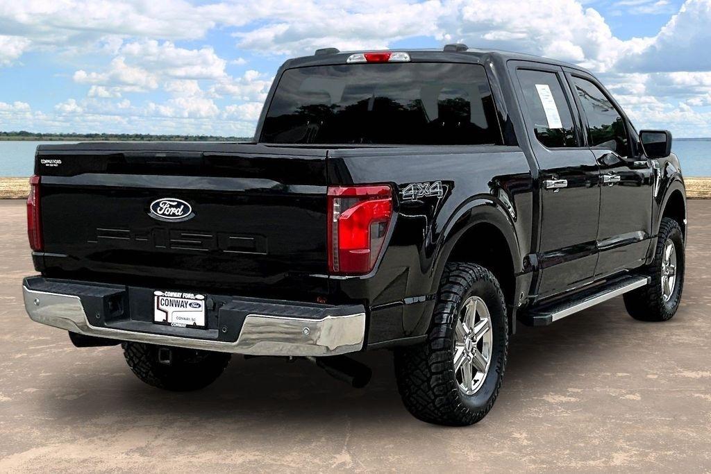 Ford F-150 XLT SuperCrew 4WD 2025