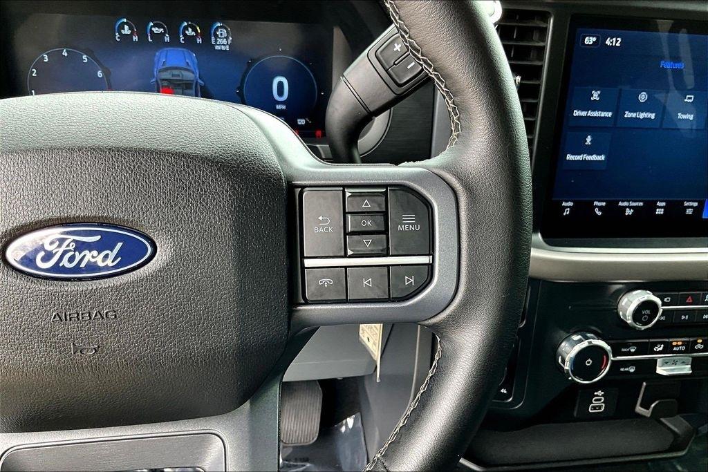 Ford F-150 XLT SuperCrew 4WD 2025