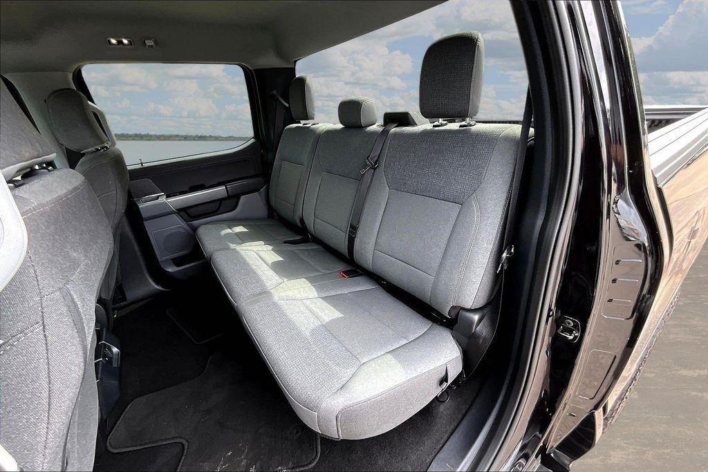 Ford F-150 XLT SuperCrew 4WD 2025