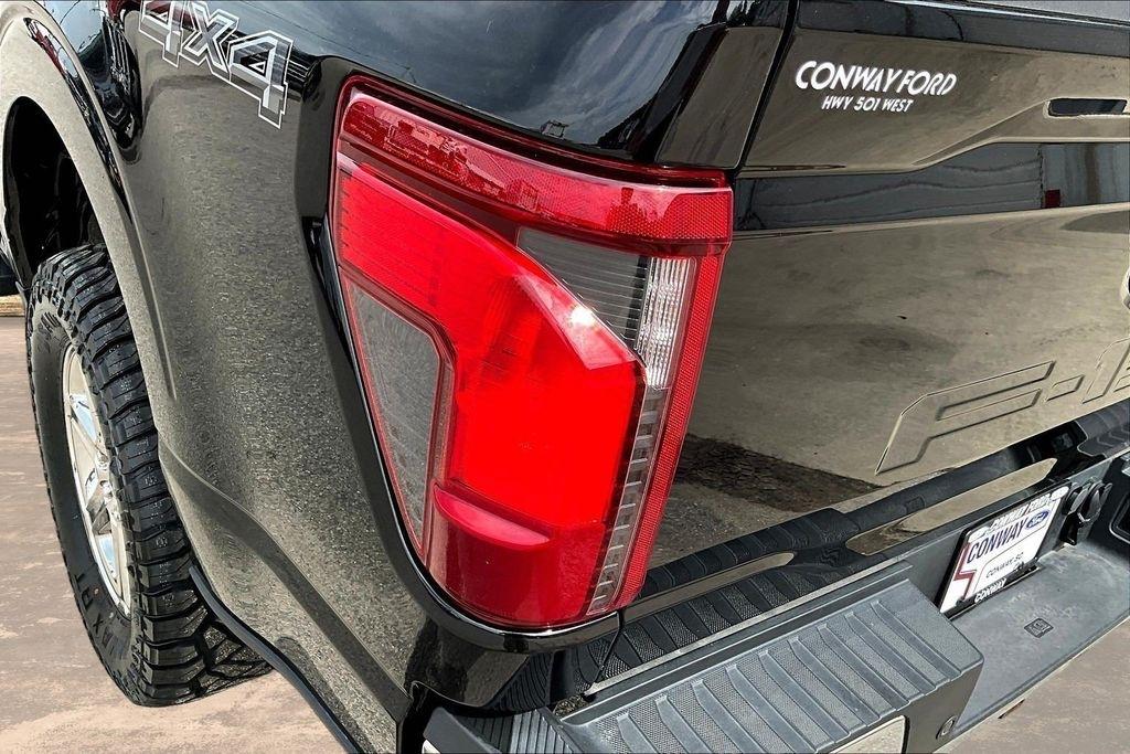 Ford F-150 XLT SuperCrew 4WD 2025