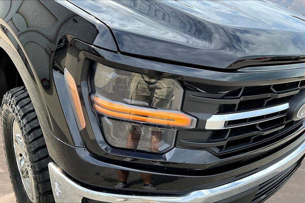 Ford F-150 XLT SuperCrew 4WD 2025
