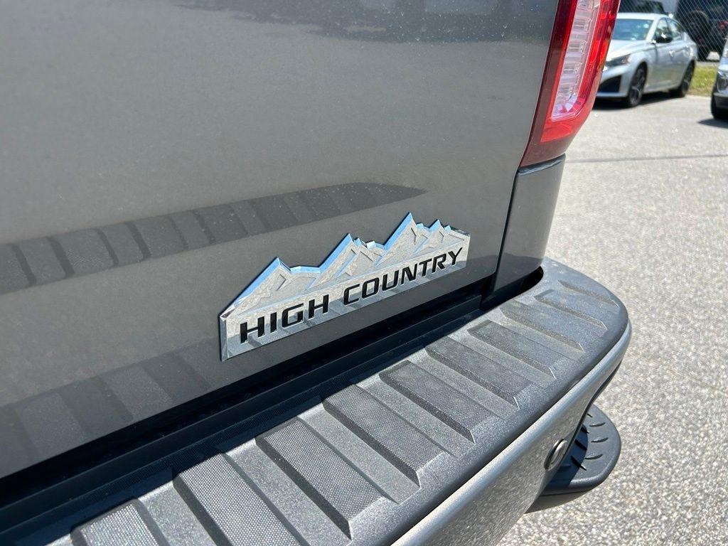 Chevrolet Silverado 1500 High Country Crew Cab Short Box 2WD 2017