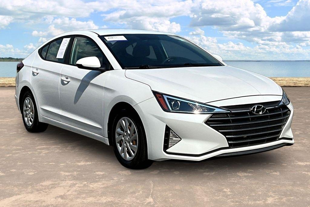 2019 Hyundai Elantra SE 6AT