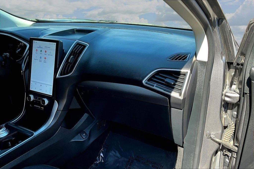 Ford Edge SE FWD 2021