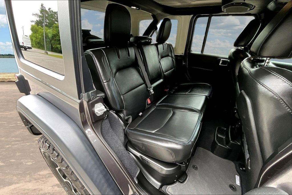 Jeep Wrangler  2022