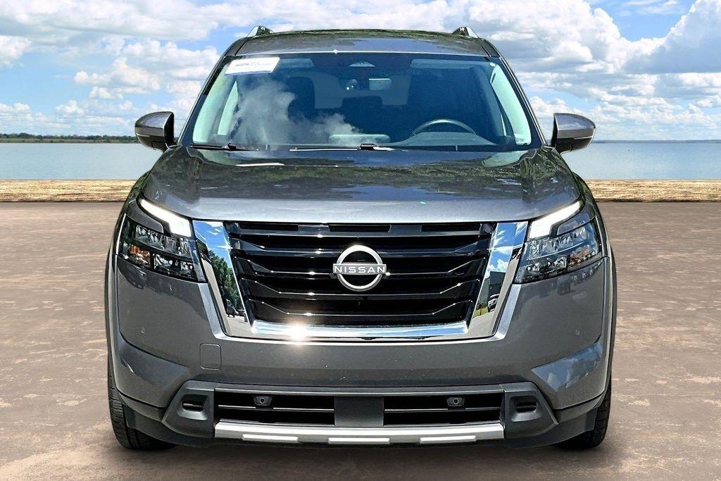 Nissan Pathfinder SL 2025