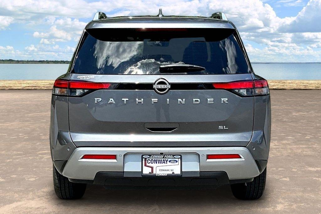 Nissan Pathfinder SL 2025