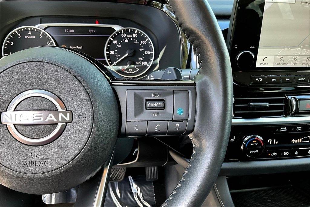 Nissan Pathfinder SL 2025