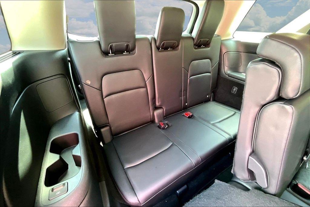 Nissan Pathfinder SL 2025