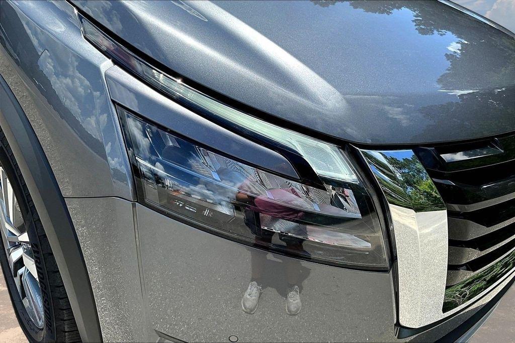 Nissan Pathfinder SL 2025
