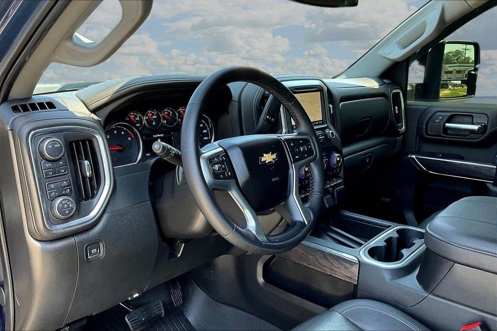 Chevrolet Silverado 3500HD LTZ Crew Cab 4WD 2023