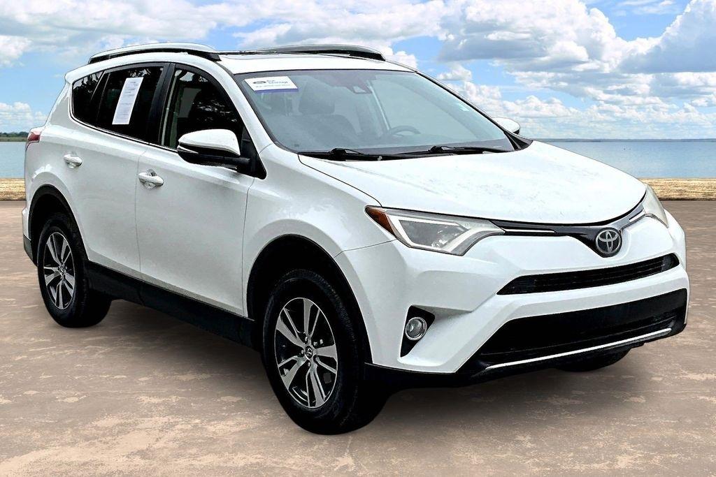 2018 Toyota RAV4 XLE FWD