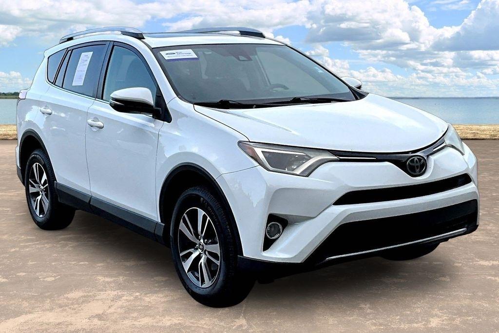 2018 Toyota RAV4 XLE FWD