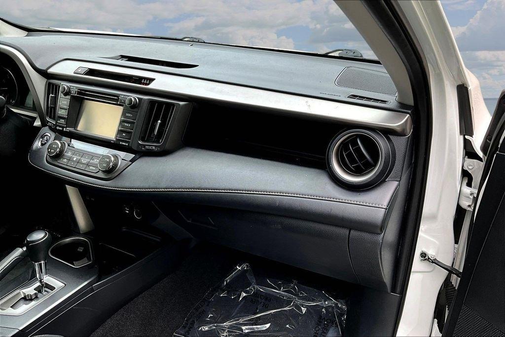 Toyota RAV4 XLE FWD 2018