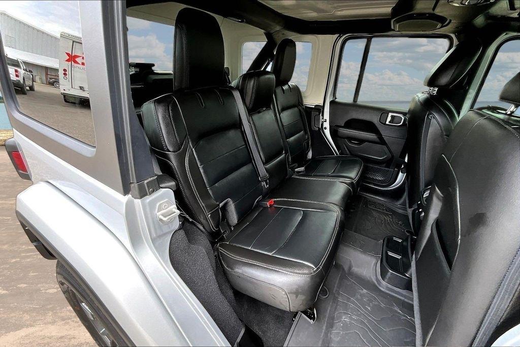 Jeep Wrangler Unlimited Sahara 2023