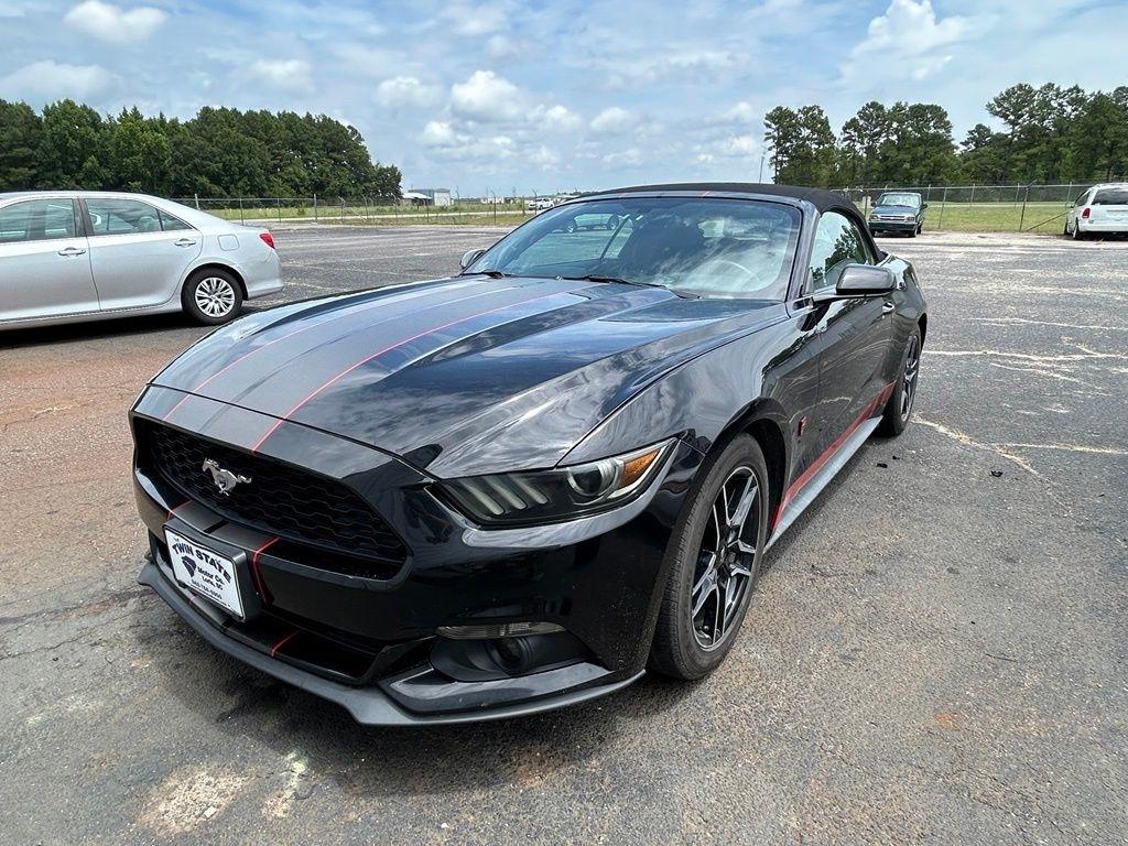 Ford Mustang V6 Convertible 2015
