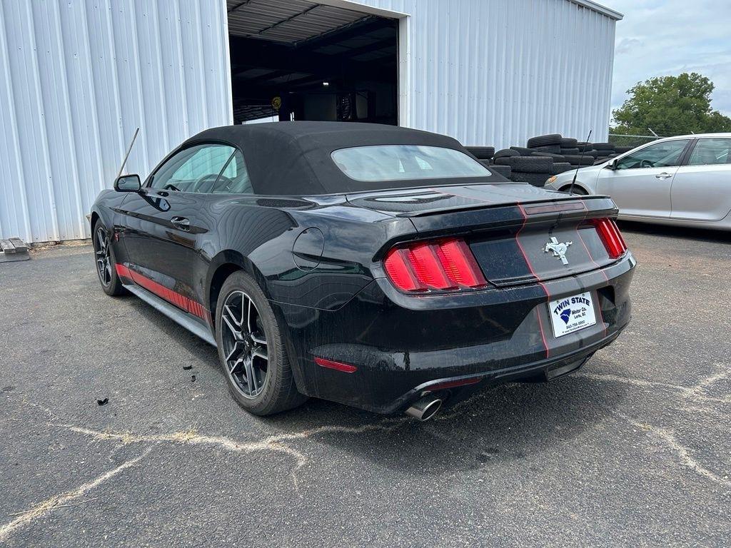 Ford Mustang V6 Convertible 2015