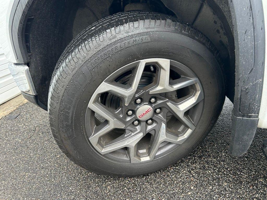 GMC Sierra 1500 SLT Crew Cab 4WD 2023