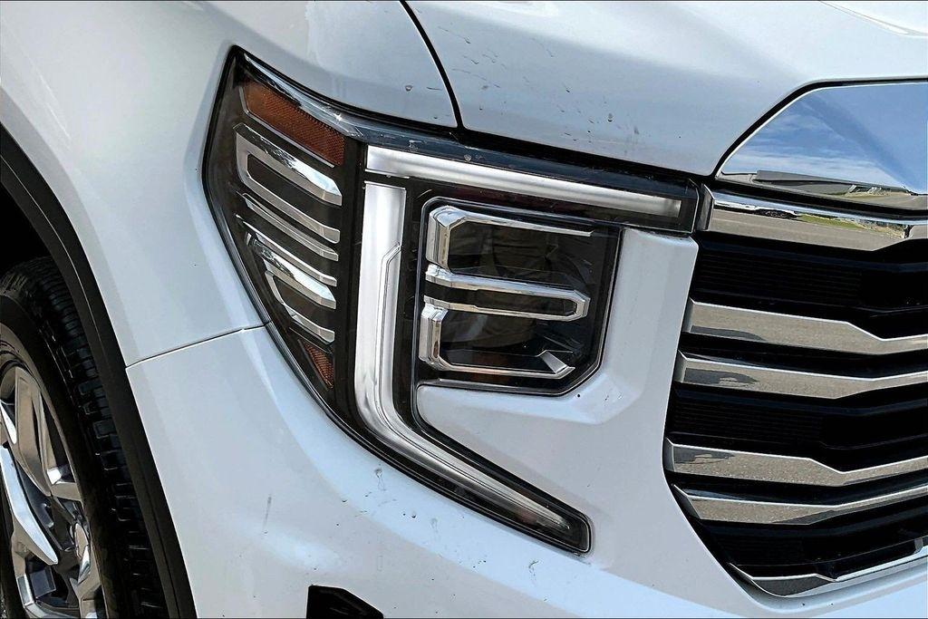 GMC Sierra 1500 SLT Crew Cab 4WD 2023