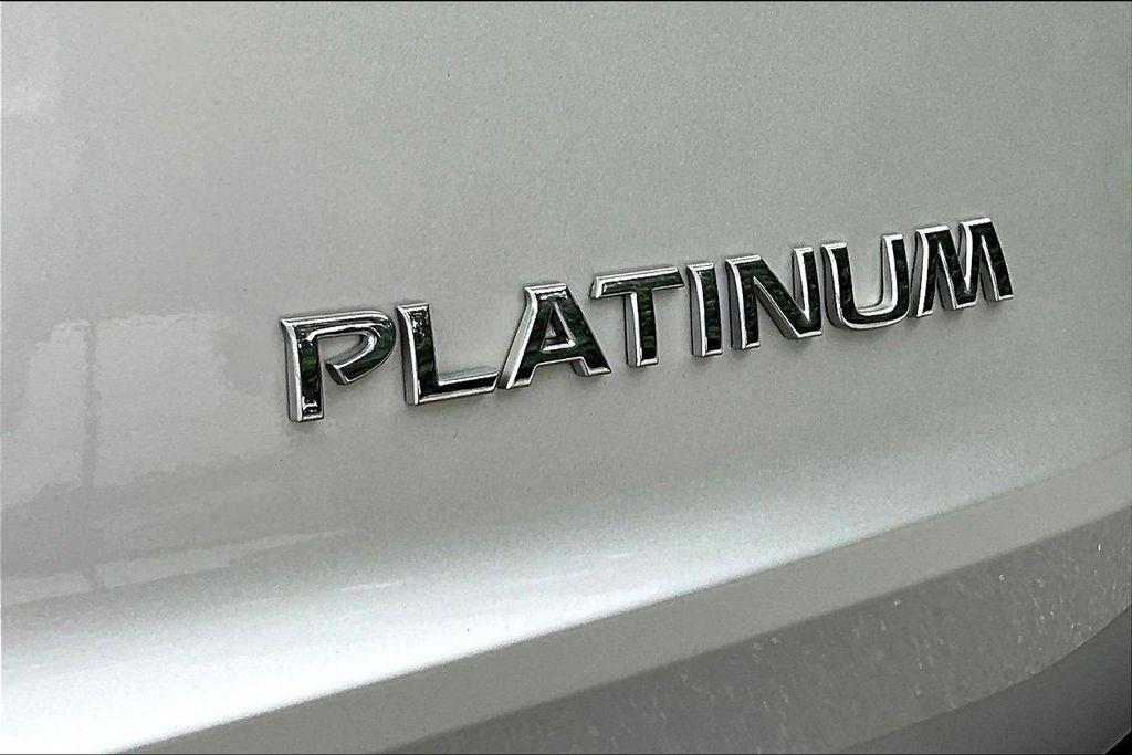 Nissan Rogue Platinum 2021