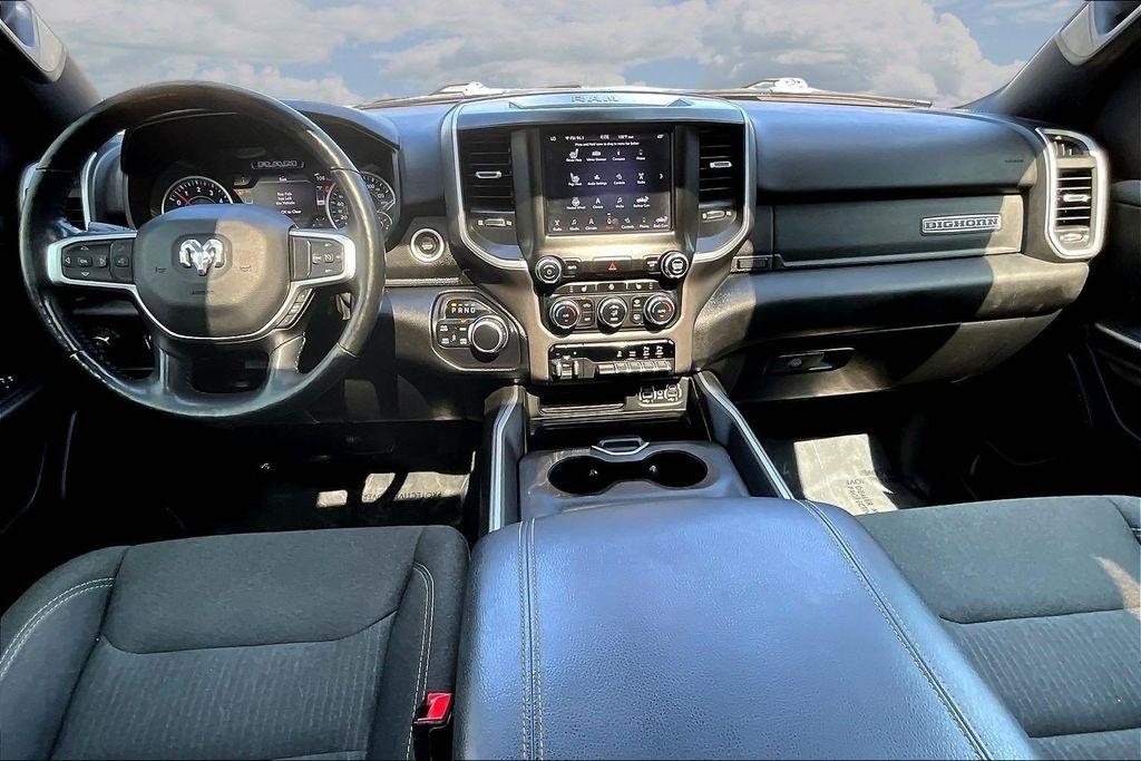 RAM 1500 Big Horn Quad Cab 4WD 2020