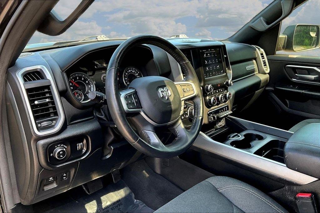 RAM 1500 Big Horn Quad Cab 4WD 2020