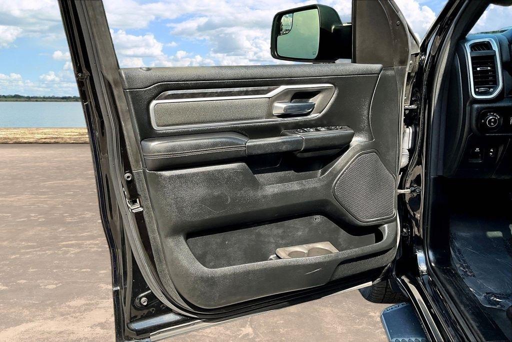 RAM 1500 Big Horn Quad Cab 4WD 2020