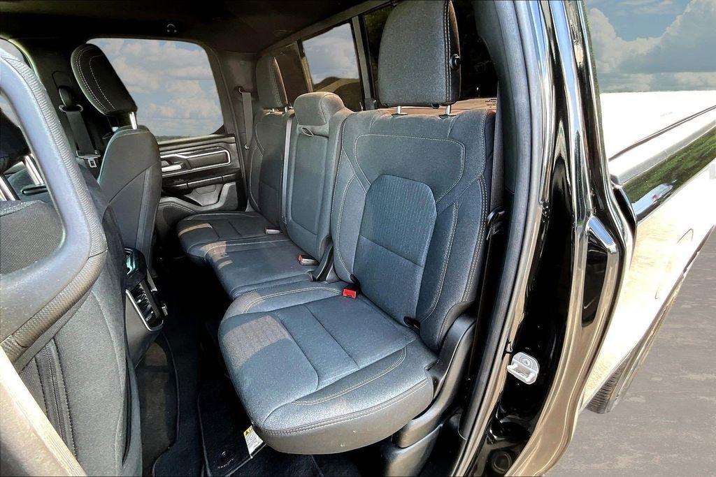 RAM 1500 Big Horn Quad Cab 4WD 2020