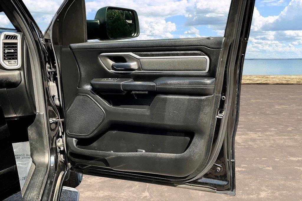 RAM 1500 Big Horn Quad Cab 4WD 2020