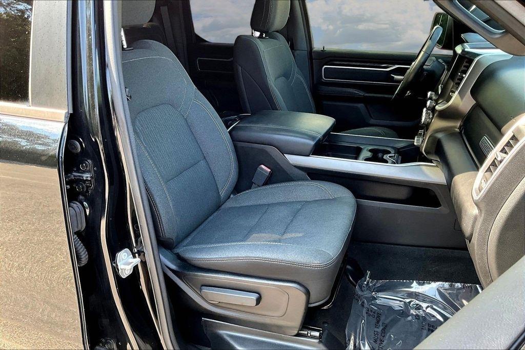 RAM 1500 Big Horn Quad Cab 4WD 2020