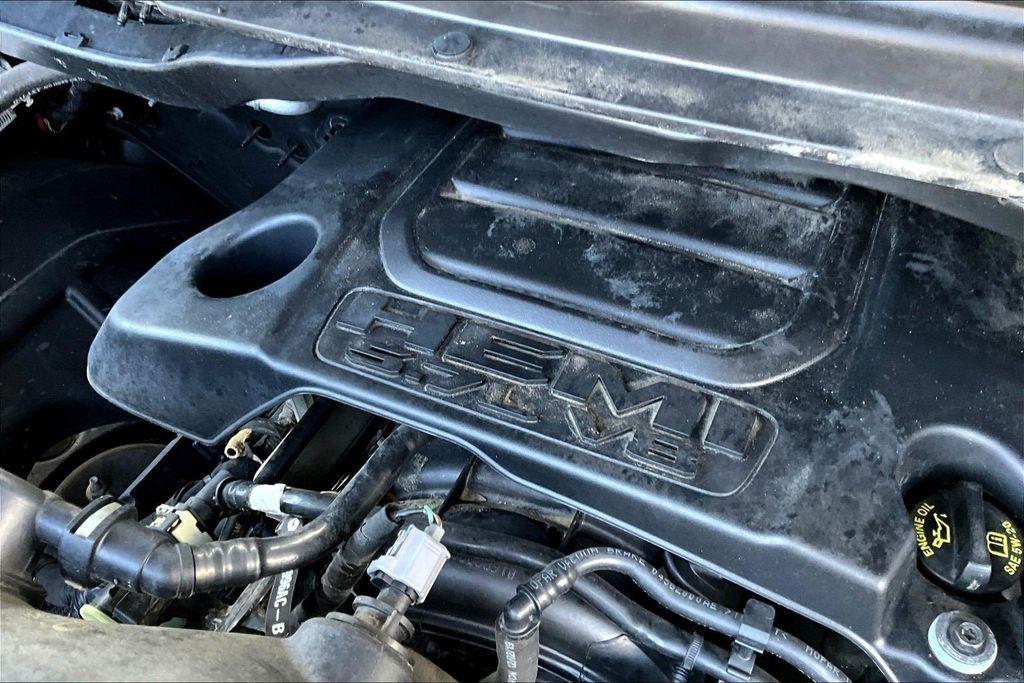RAM 1500 Big Horn Quad Cab 4WD 2020