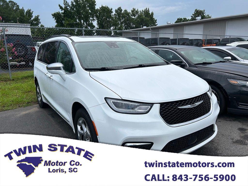 2022 Chrysler Pacifica Limited AWD