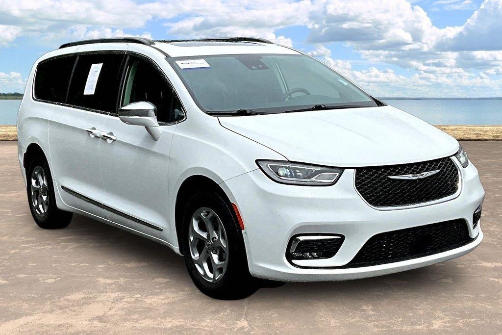 2022 Chrysler Pacifica Limited AWD