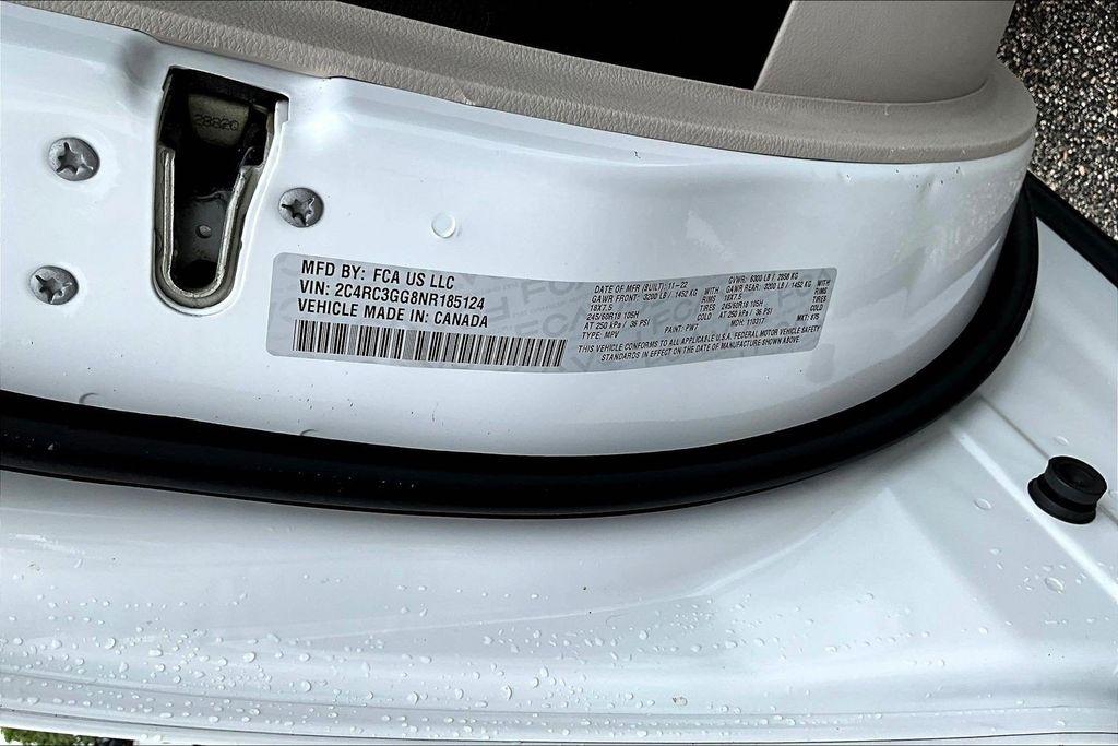 Chrysler Pacifica Limited AWD 2022