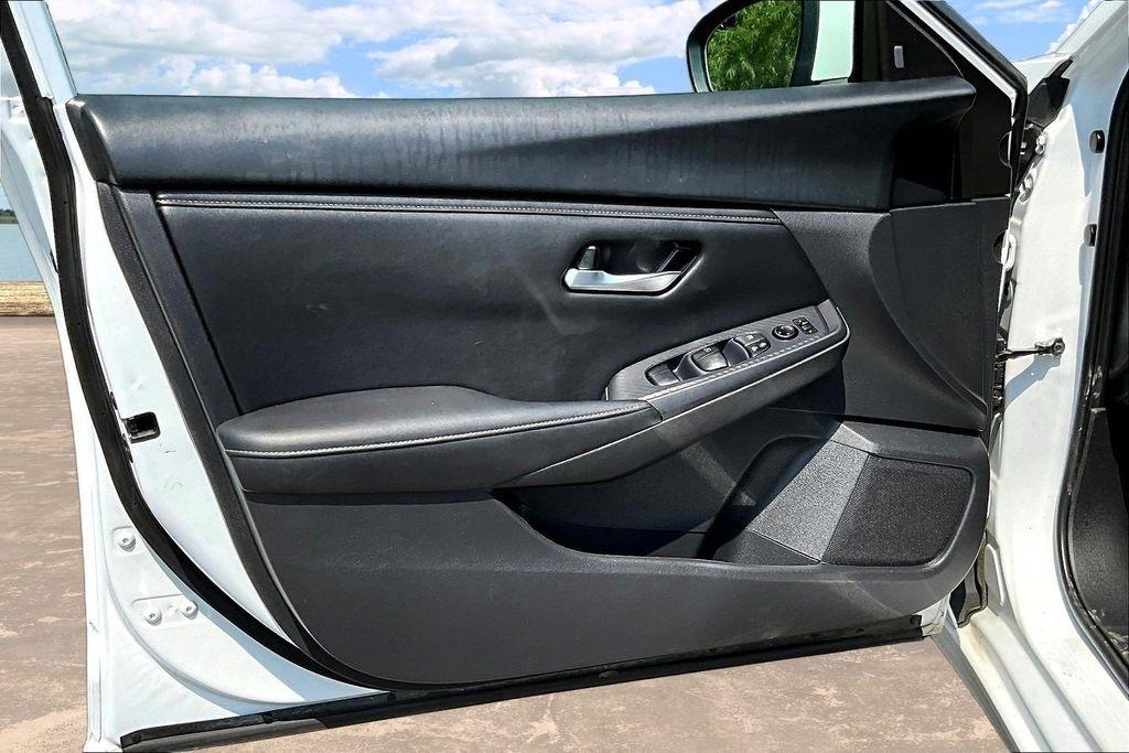 Nissan Sentra SV 2024