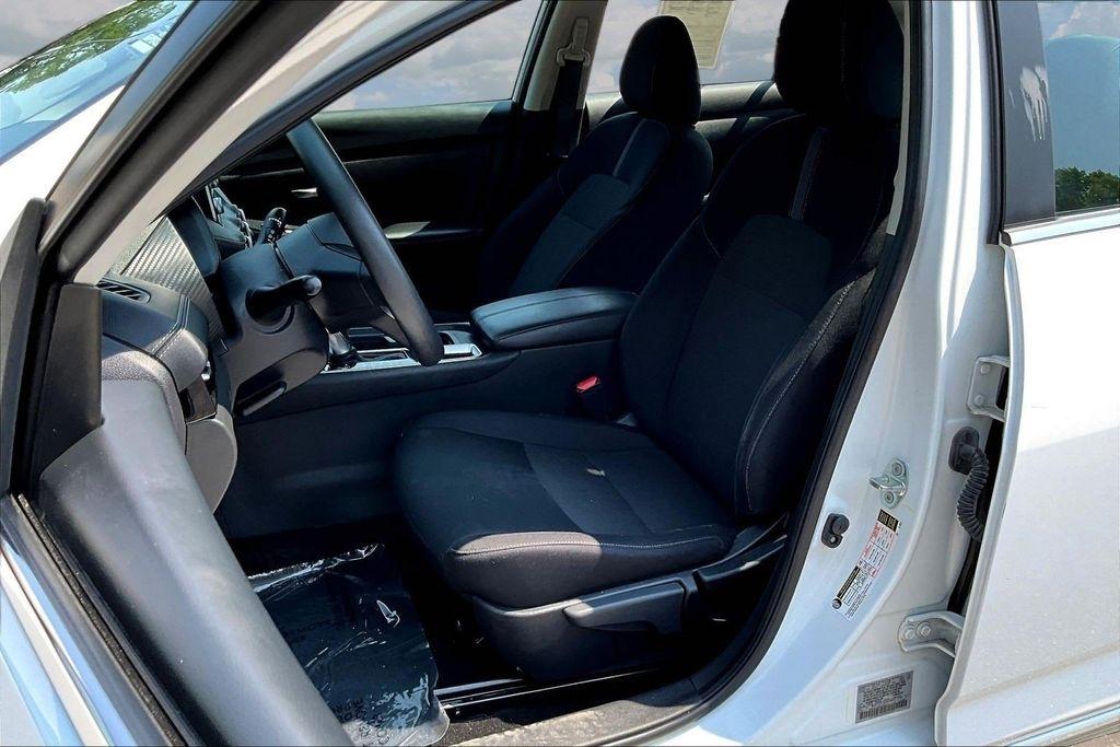 Nissan Sentra SV 2024