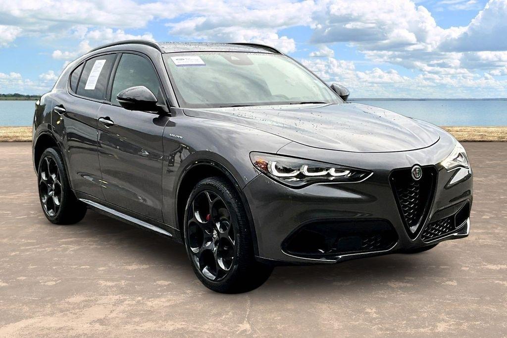 2024 Alfa Romeo Stelvio Ti