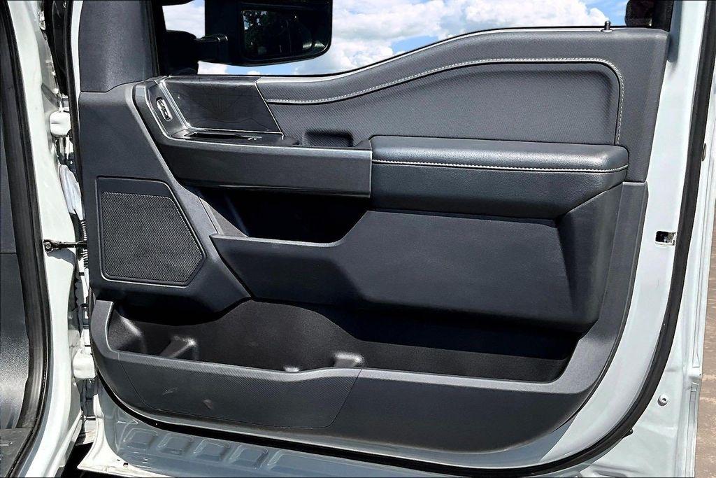 Ford F-150 Lariat SuperCrew 5.5-ft. Bed 4WD 2023