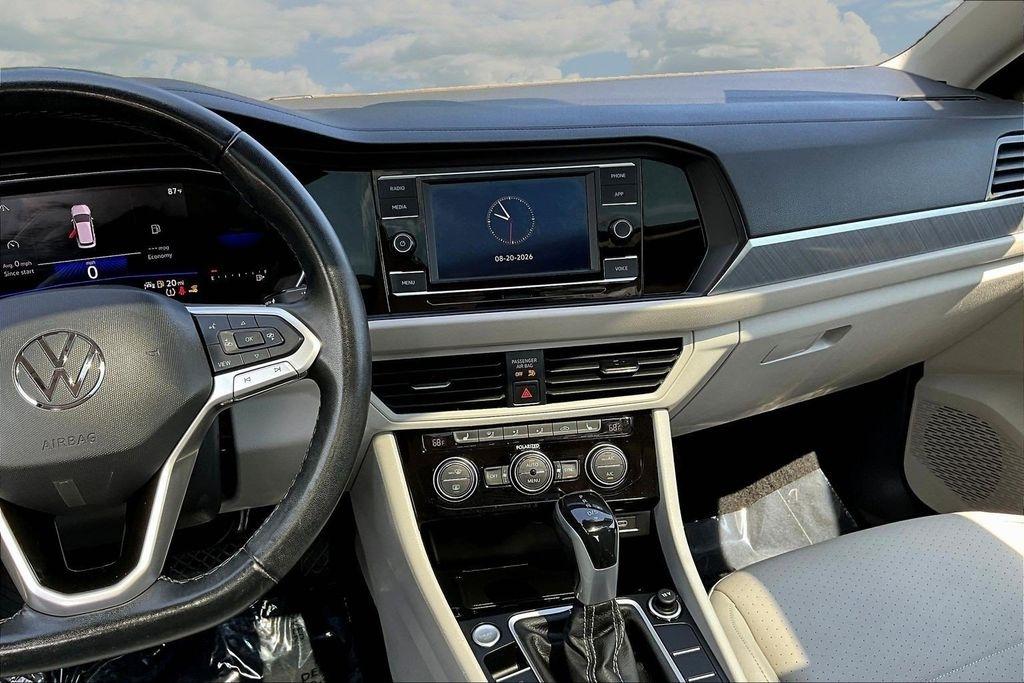 Volkswagen Jetta SE 2023