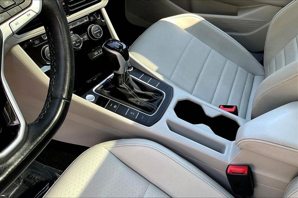 Volkswagen Jetta SE 2023